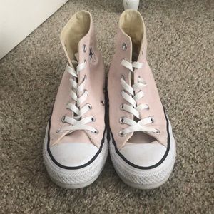 Light pink converse